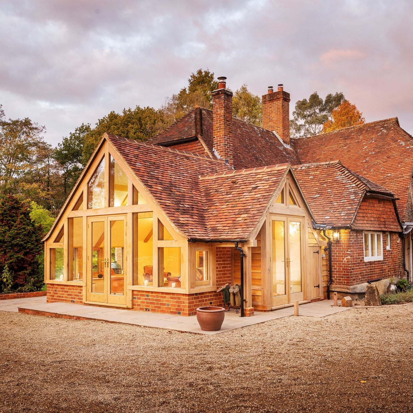 Traditional Roofing Collection Handmade Clay Roof Tile Supplier