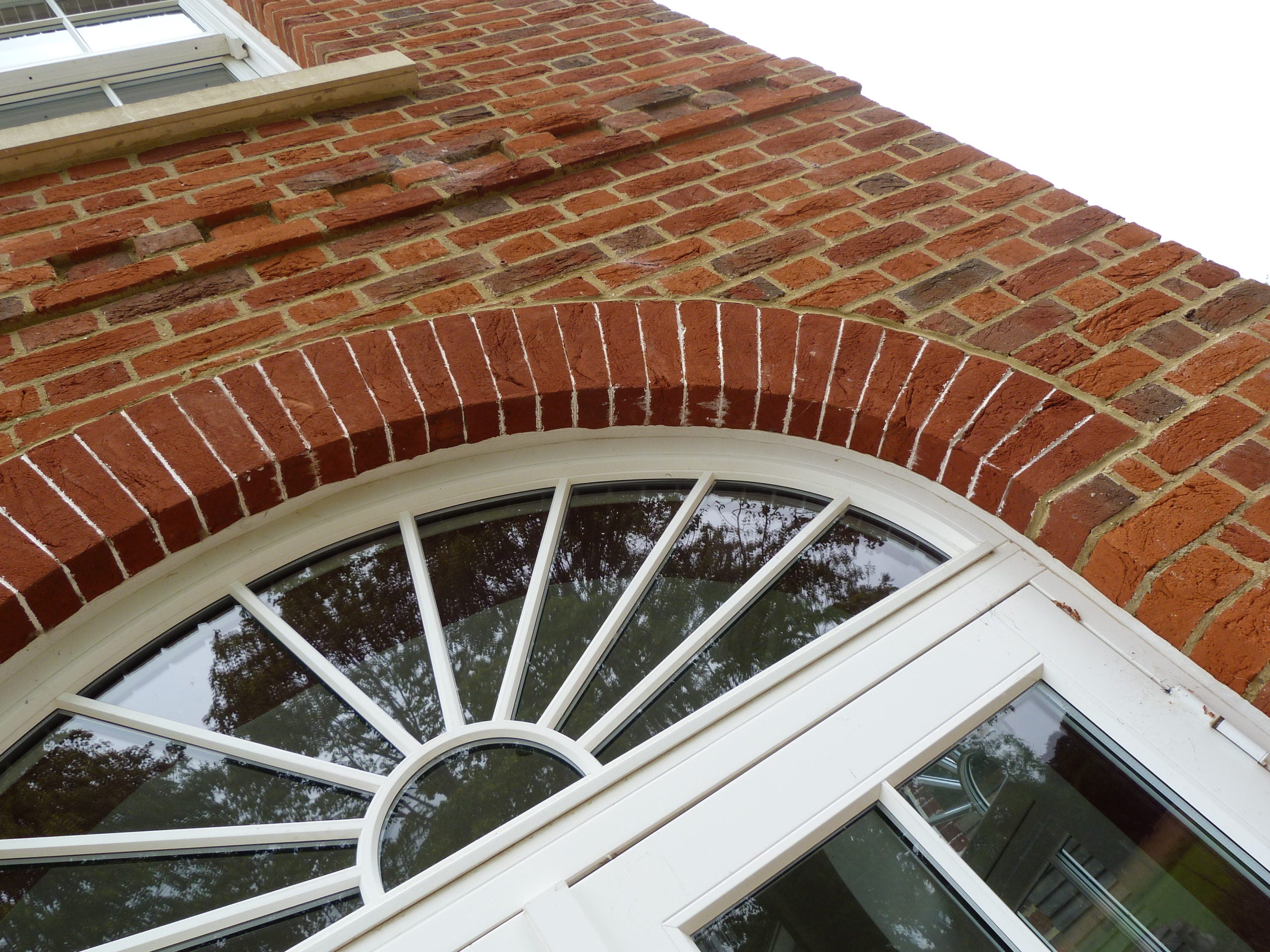 Cutting & Bonding Brick
We provide a fast and reliable brick cutting service and brick bonding service offering an extensive range of standard and non-standard brick specials.