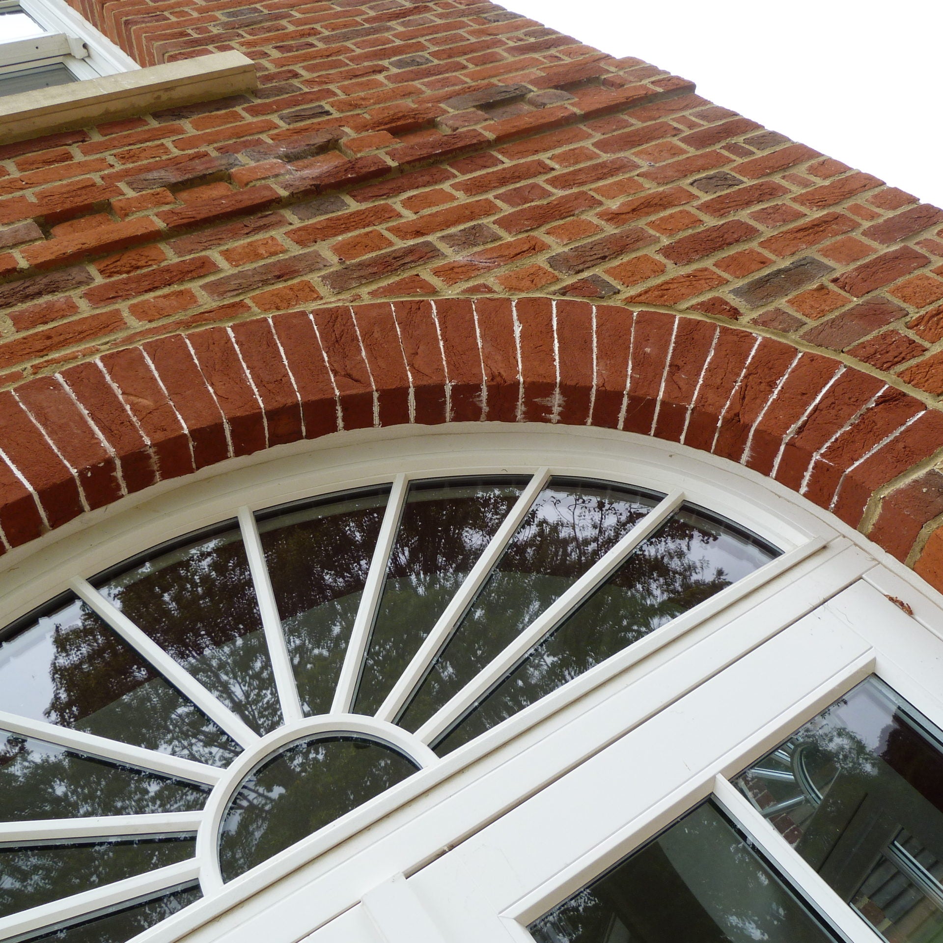 soft red brick pre formed window arch